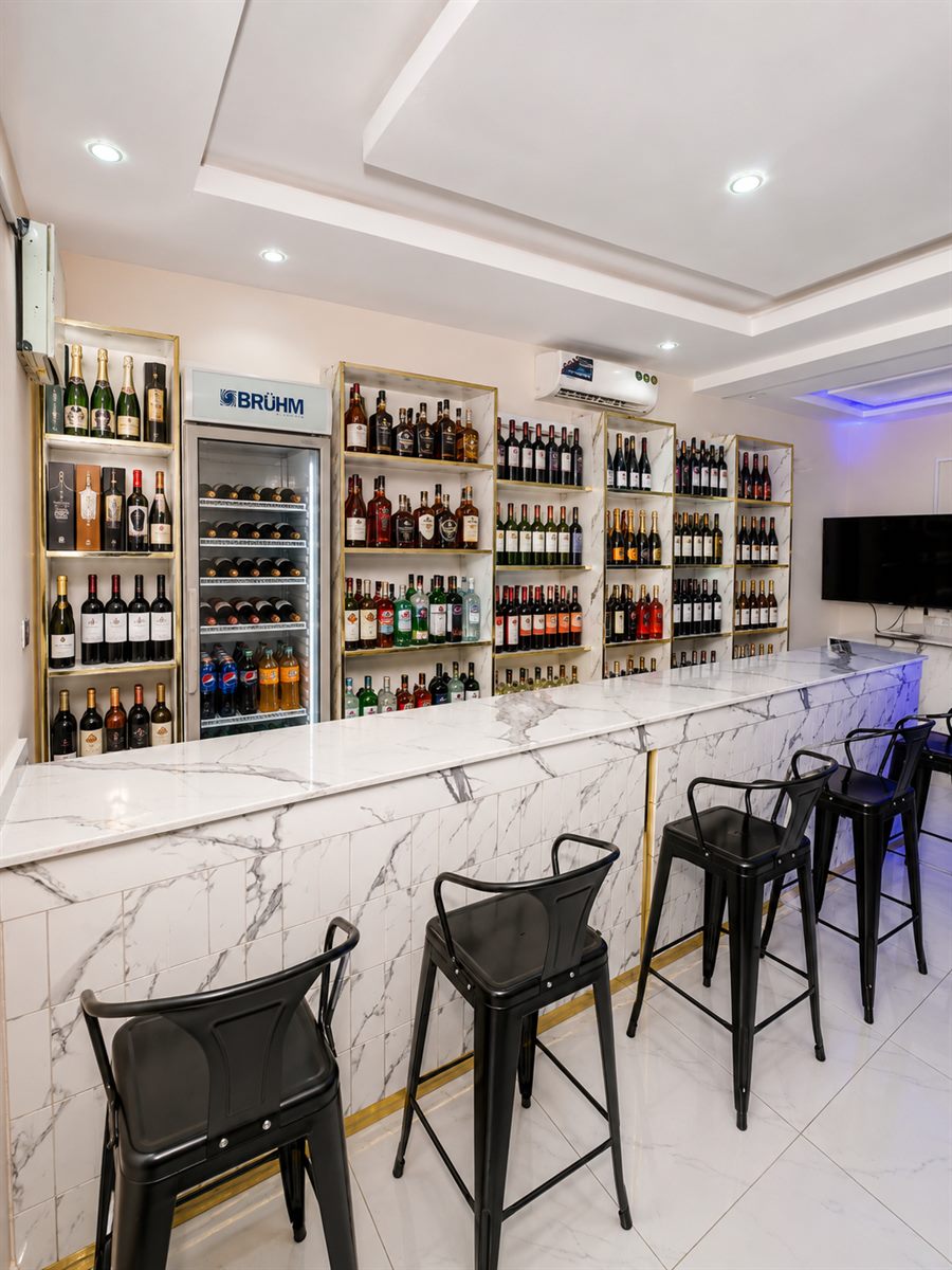 The bar at Calypso Residence
